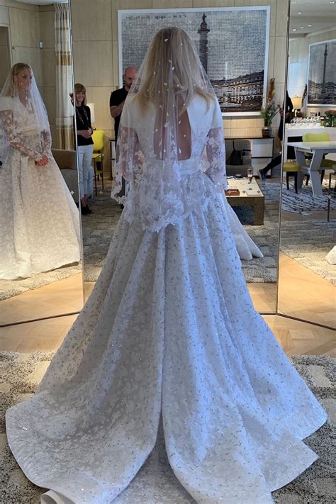 robe de mariée louis vuitton prix|Prix robe de mariée .